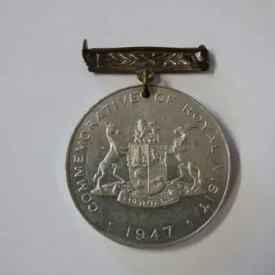 1947 South African Royal visit medallion - Aluminium