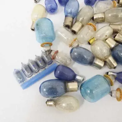 Lot of 45 different size flash bulbs - unused