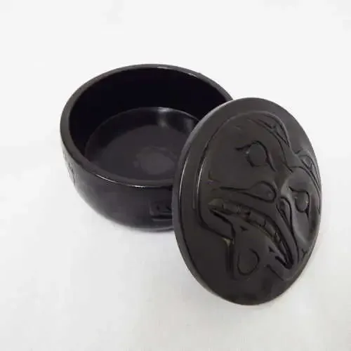 Handcrafted trinket box made by Pearlite in Canada