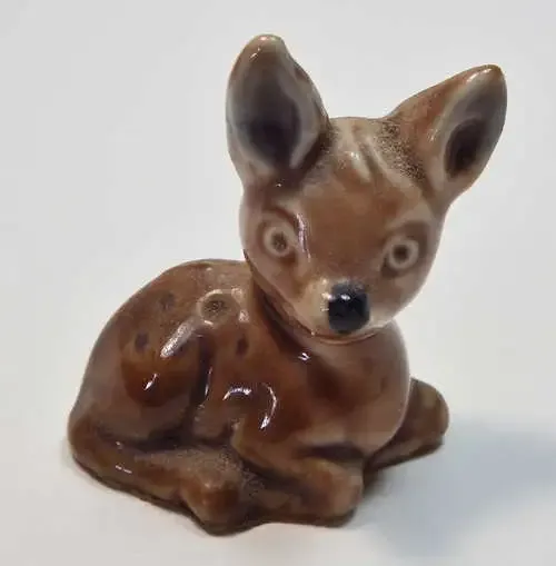 Fawn whimsie - Red Rose tea - By Wade, England