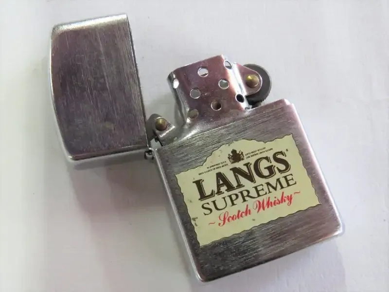 Langs Supreme Scotch Whisky pocket lighter