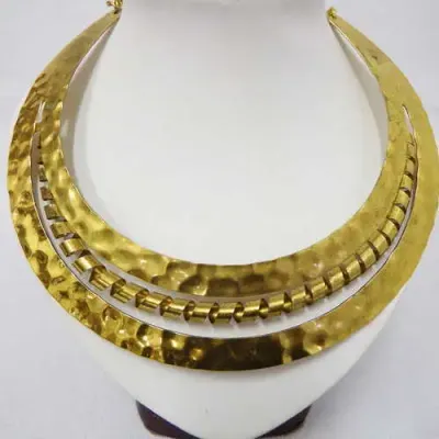 Costume jewellery necklace
