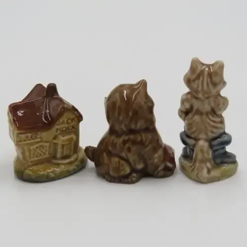 Lot of 5 vintage WADE Whimsicals - House and cat chipped