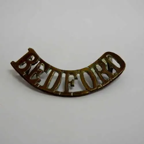 WW1 Bedfordshire regiment shoulder title