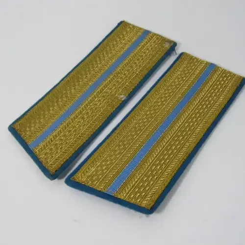 Pair of Russian Aviation junior officer rank epaulettes