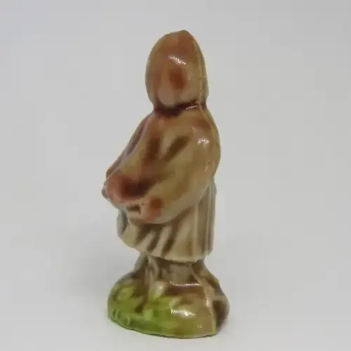 Vintage WADE Whimsies Little Red Riding hood figurine