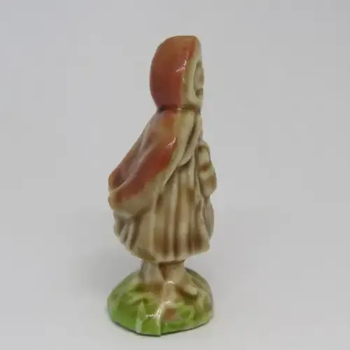 Vintage WADE Whimsies Little Red Riding Hood figurine