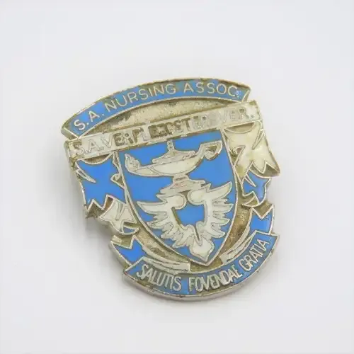 SA Nursing Association lapel badge