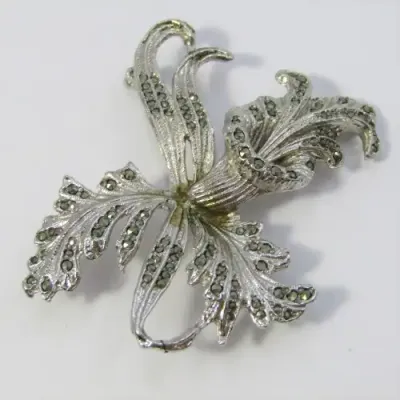 Vintage marcasite flower brooch