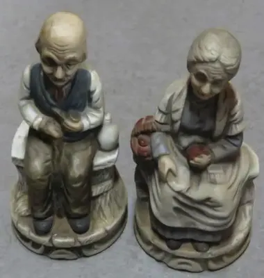Pair of grandma and grandpa figurines