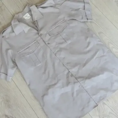 SADF Step out short sleeve shirt - Size medium - More sizes in description