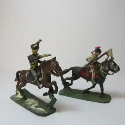 Pair of vintage cavalry lead soldiers - 30 mm soldiers