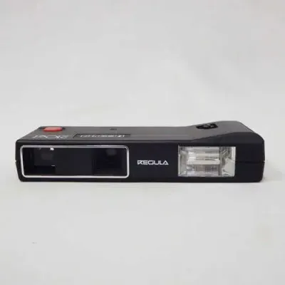 Vintage Regula 210 EF flash - pocket camera in original box - Not tested