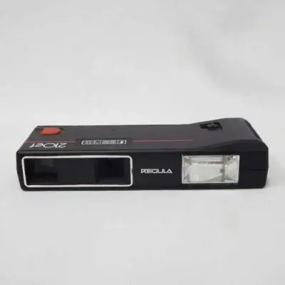 Vintage Regula 210 EF flash - pocket camera in original box - Not tested