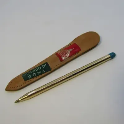 Vintage pen Ricordo Di Rowa - in leather sheath - needs refill