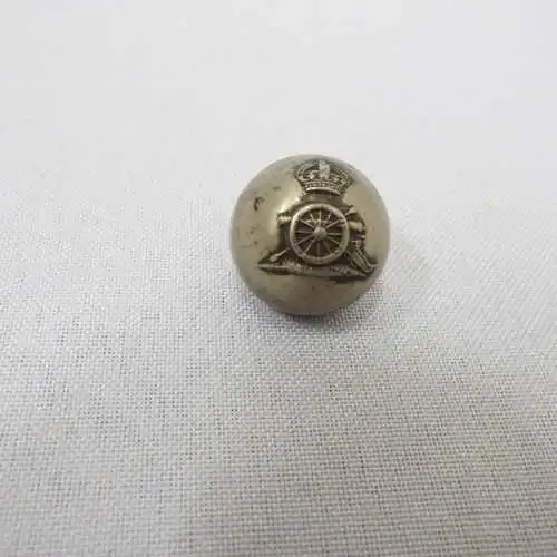 Royal Artillery ball button - Kings Crown - Possible WW1