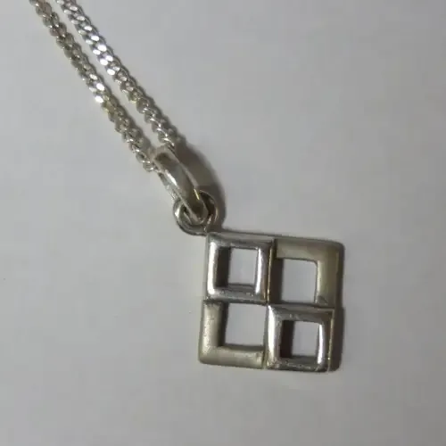 Sterling silver necklace and pendant - Weighs 3,3 grams