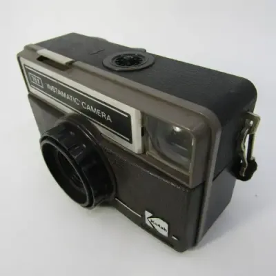 Vintage Kodak 76x Instamatic camera in pouch