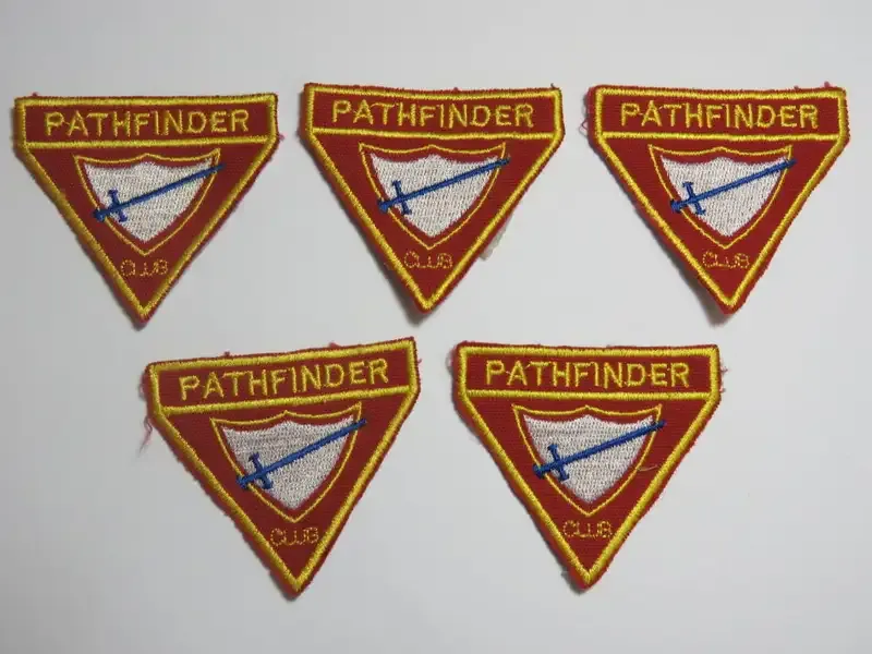 Lot of 5 Pathfinder club cloth badges