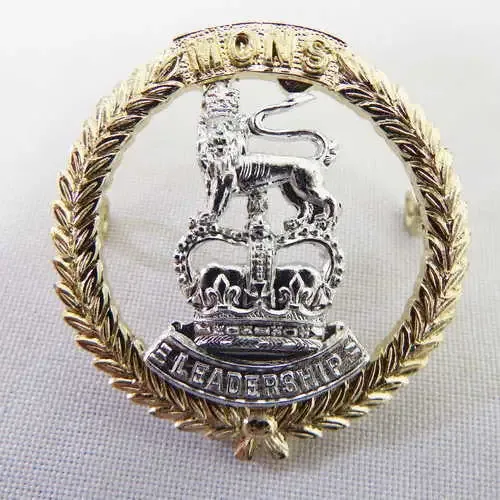 Brittish MONS officer cadet school cap badge