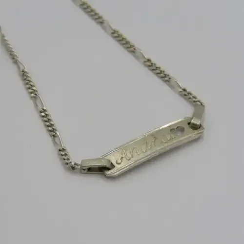 Sterling silver `Andrea` name bracelet - Weighs 2,3 g - Length 18 cm