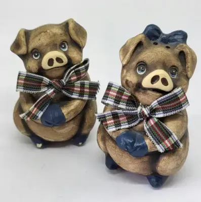 Pair of piggy salt and pepper pots