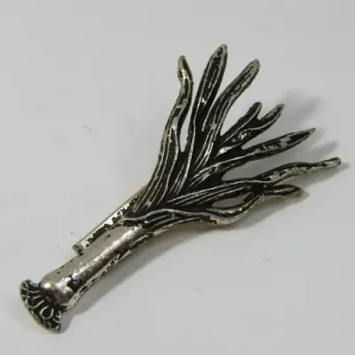 British Welsh Guards cap badge