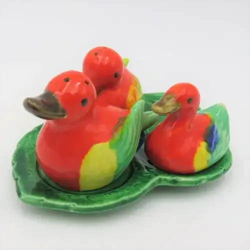Vintage porcelain 3 ducks sat and pepper shakers - mustard pot bowl missing