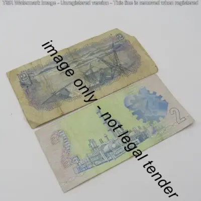 Lot of 10 world banknotes