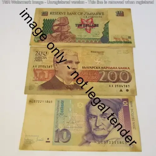 Lot of 10 world banknotes