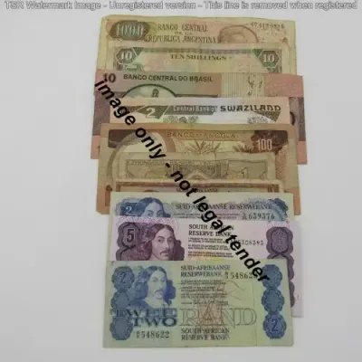 Lot of 10 International bank notes - most well used