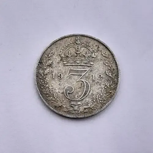 Great Britain 1912 silver 3d AU