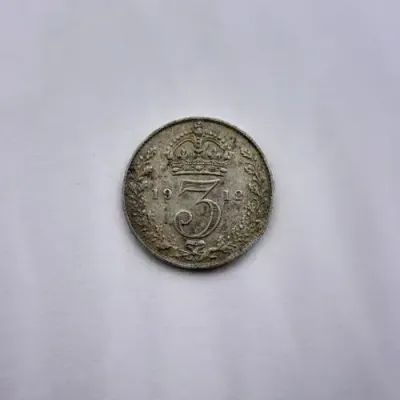 Great Britain 1912 silver 3d AU