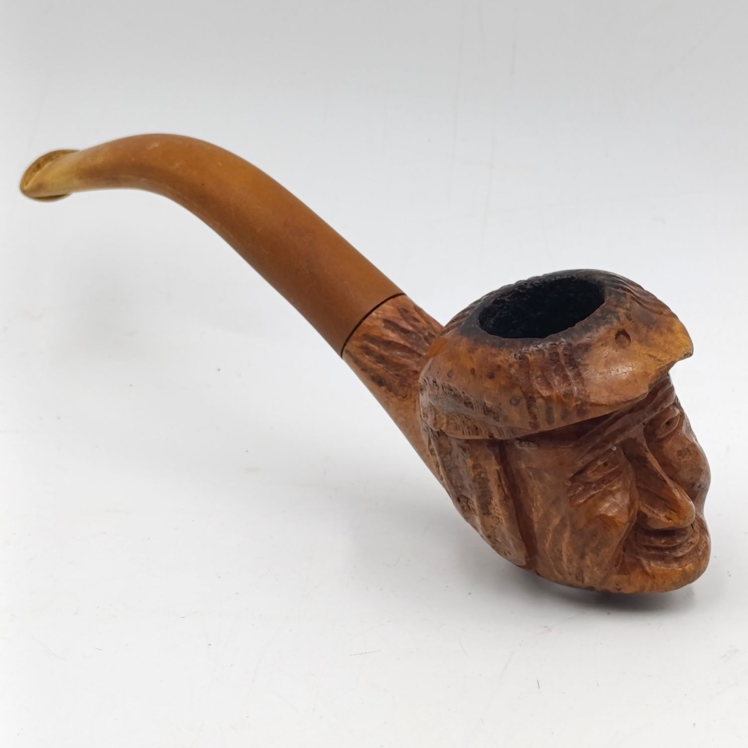 Handcarved Italian pipe - Genuine Briar - small chip on cap