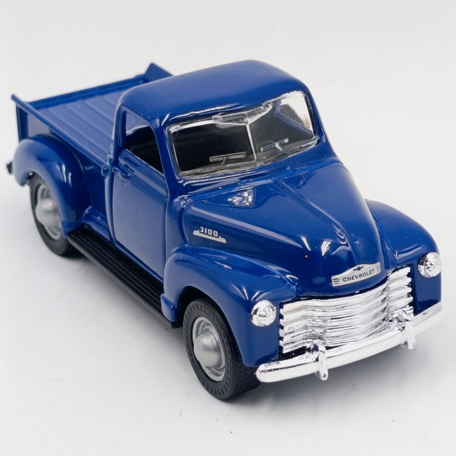Maisto 1953 Chevrolet 3100 pick-up die-cast model car - pull back action - scale 1/36