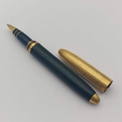 Louis Vuitton Green Doc rollerball pen - incorrect inner