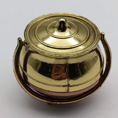 Vintage brass color food pot nik nak