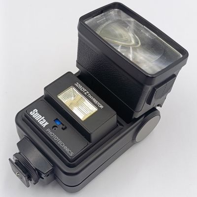 Vintage Suntax 328 DTZ Automatic camera flash in box - working