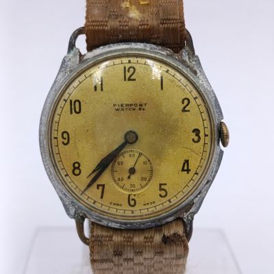 Vintage Pierpont mens manual wind watch with seconds dial - working