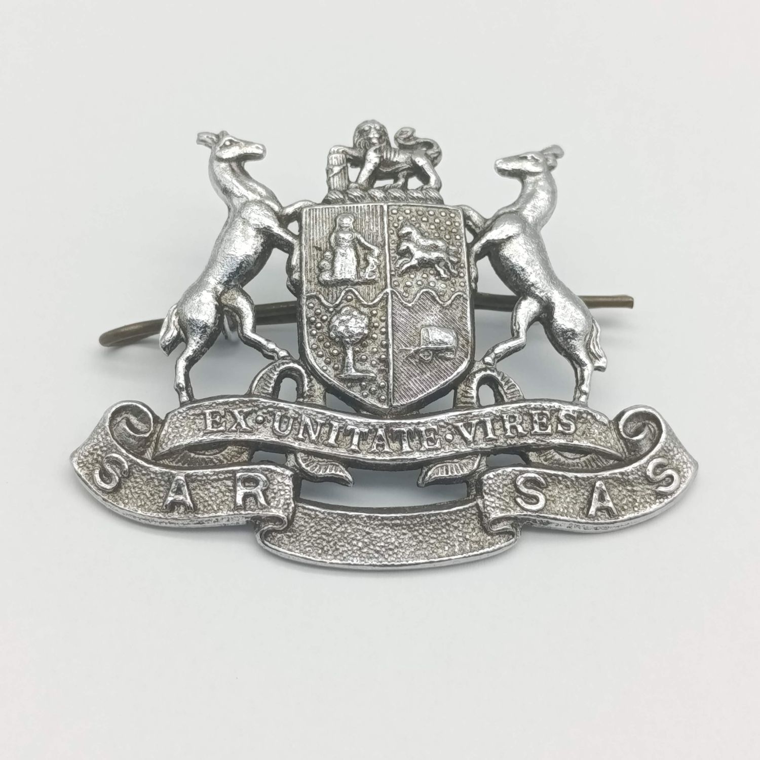SA Railways officer cap badge officer cap badge
