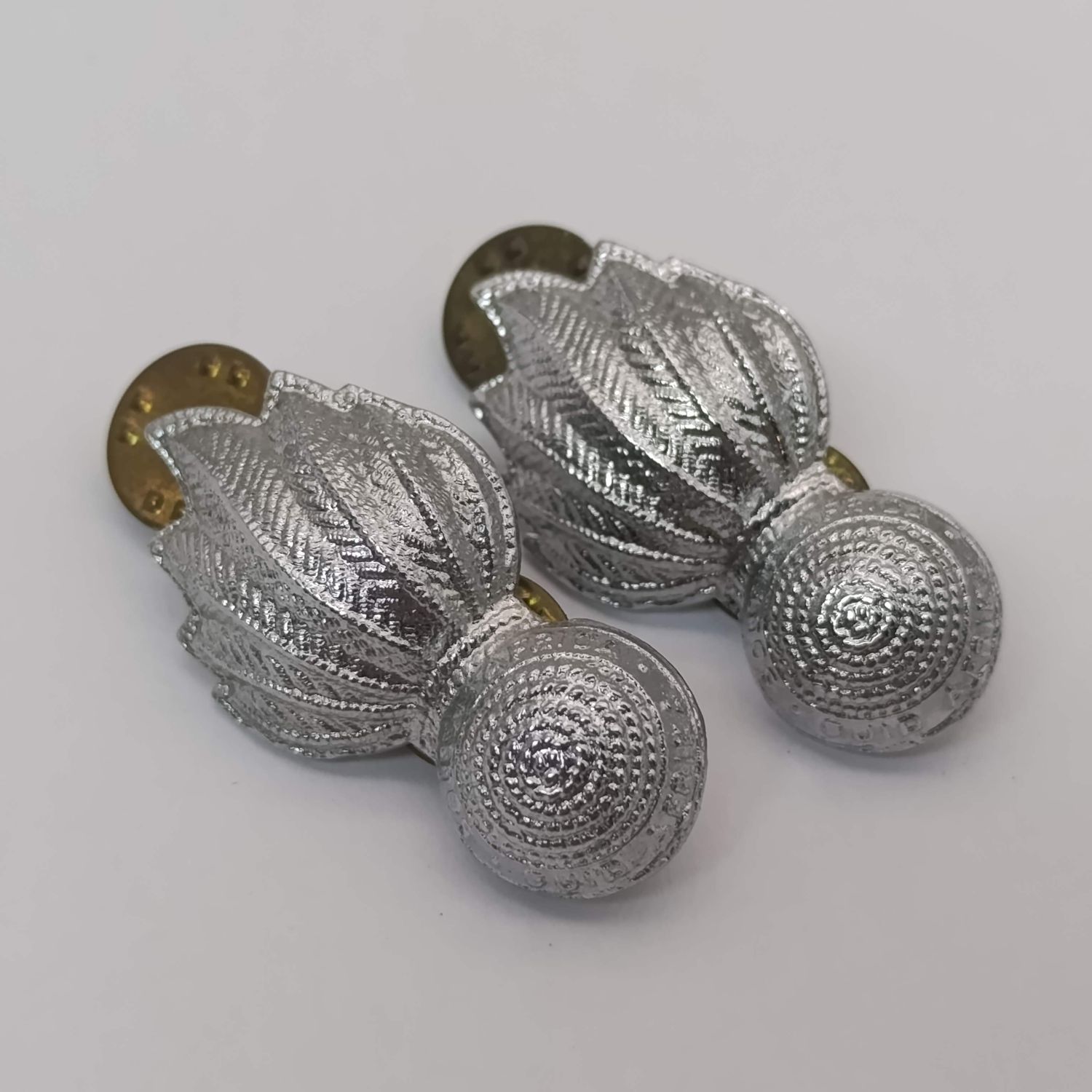 Pair of SA Engineers collar badges