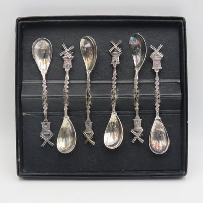 Set of 6 Vintage EPNS Dutch coffee spoons