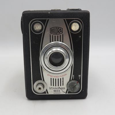 Vintage Bilora synchro-flash standard Box camera
