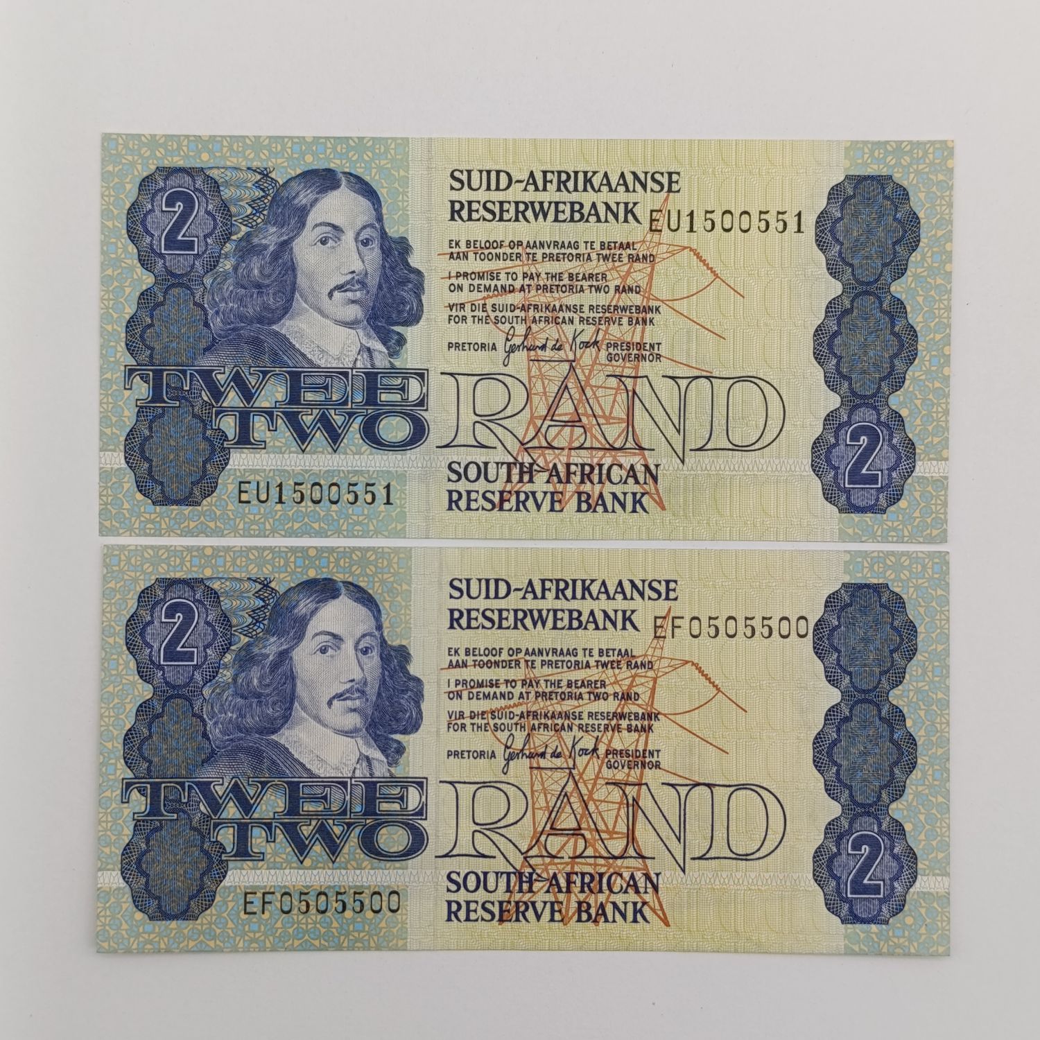 Gerhard de Kock Lot of 2x R2 banknotes with nice numbers
