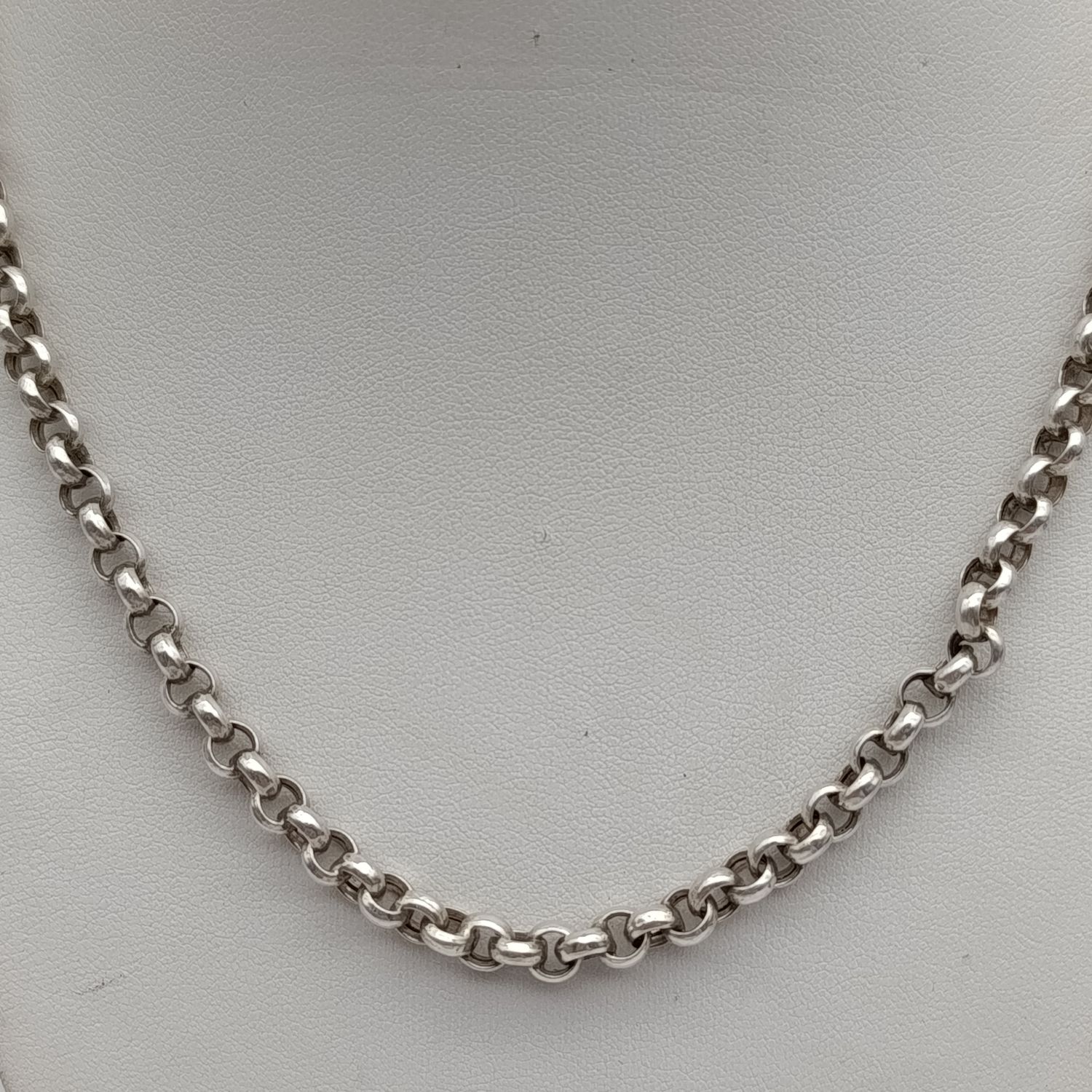 Sterling silver rolo link chain necklace - weighs 1.4 ograms - length 45cm