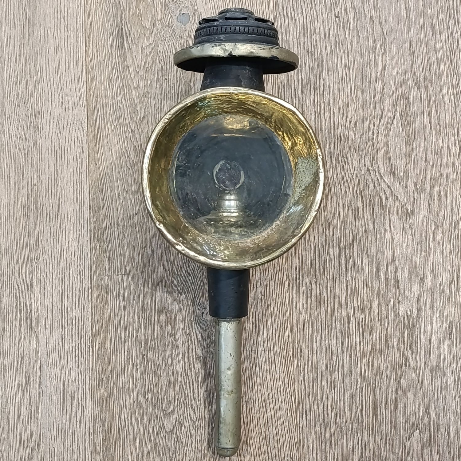 Antique Ideal double bolt socket car lantern