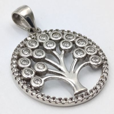 Sterling silver tree of life pendant - weighs 2,4 grams