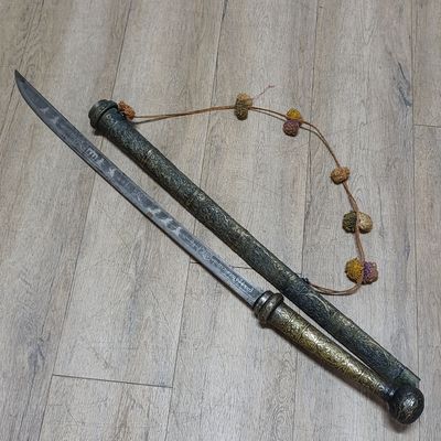 Antique Burmese sword with sheath - circa 1900