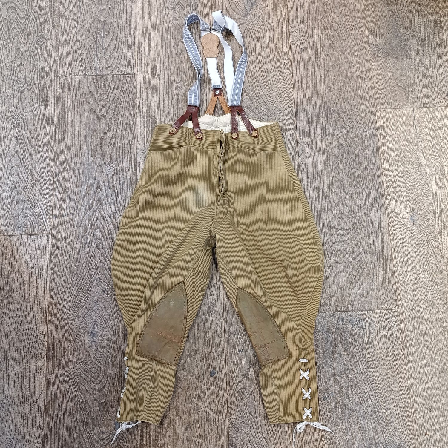 SA Union Defence Force horse riding pants/breeches with suspenders