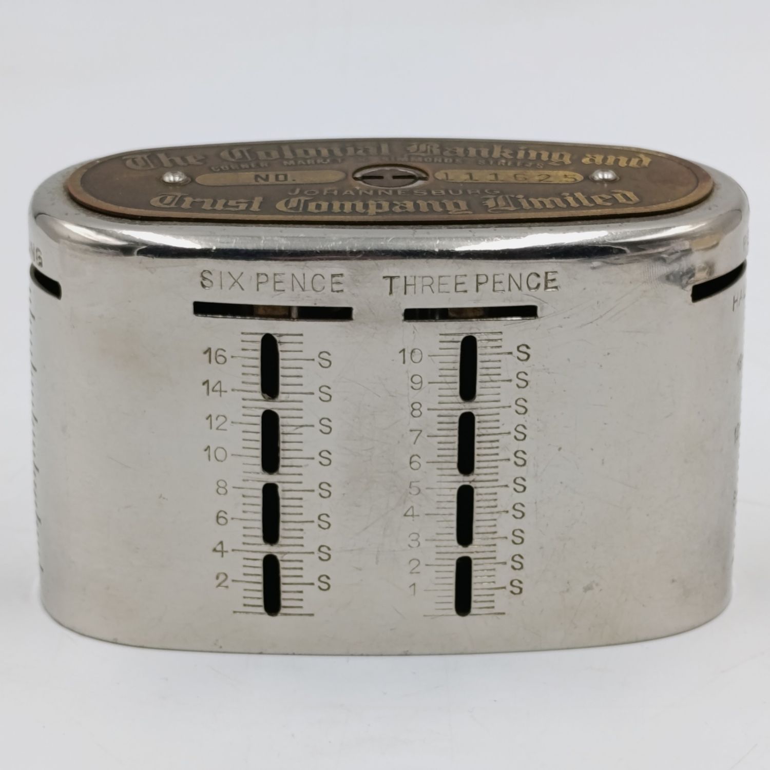 The Colonial Banking and Trust Co. Vintage money box No. 111625